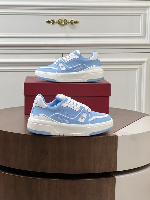 High-Quality Valentino Men's Shoes on Yupoo