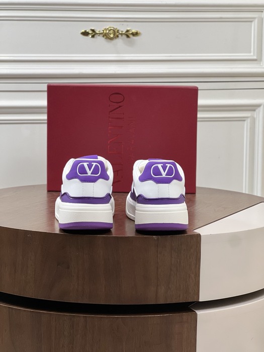 High-Quality Valentino Men's Shoes on Yupoo