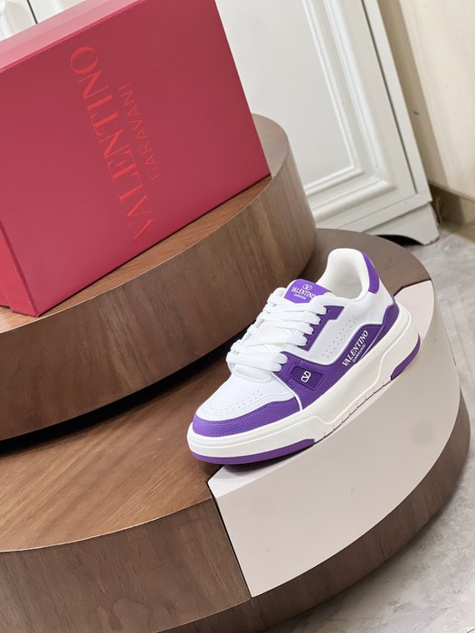 High-Quality Valentino Men's Shoes on Yupoo