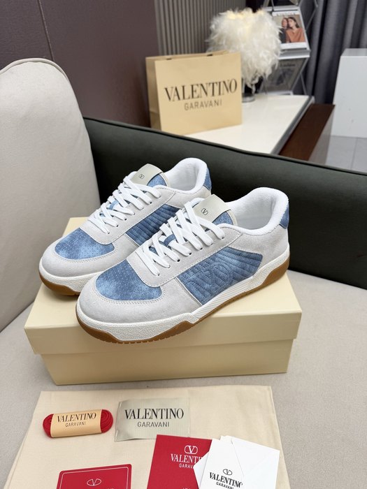High-Quality Valentino Men's Shoes on Yupoo