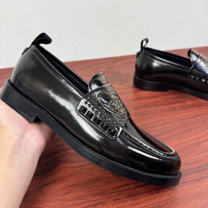 High-Quality Valentino Men's Shoes on Yupoo