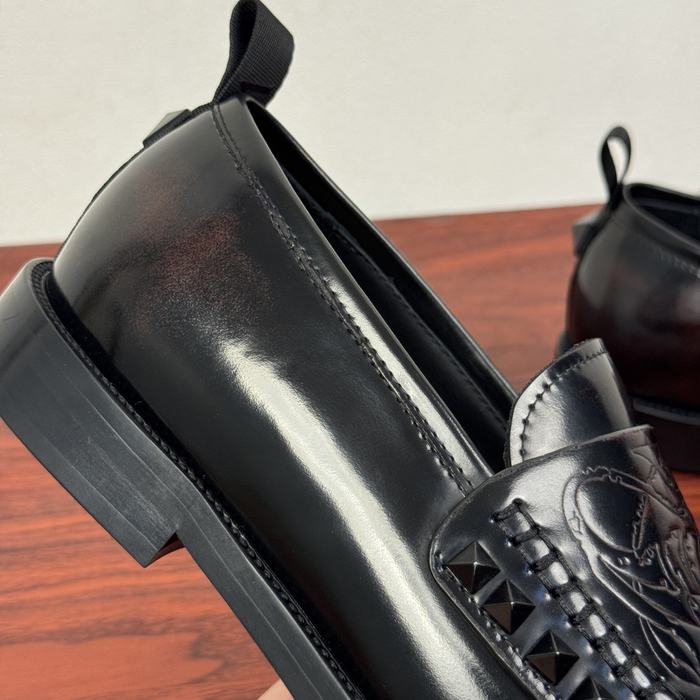 High-Quality Valentino Men's Shoes on Yupoo