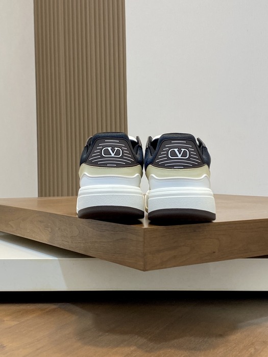 High-Quality Valentino Men's Shoes on Yupoo