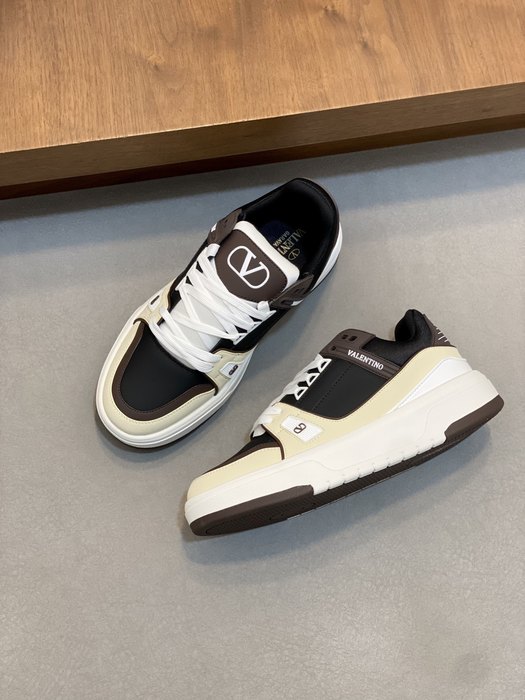 High-Quality Valentino Men's Shoes on Yupoo