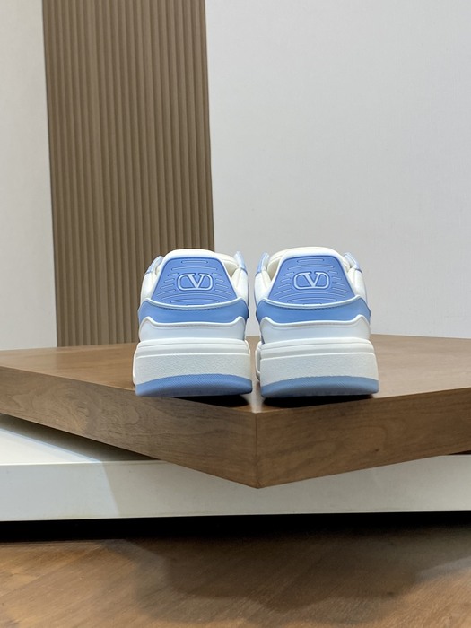 High-Quality Valentino Men's Shoes on Yupoo