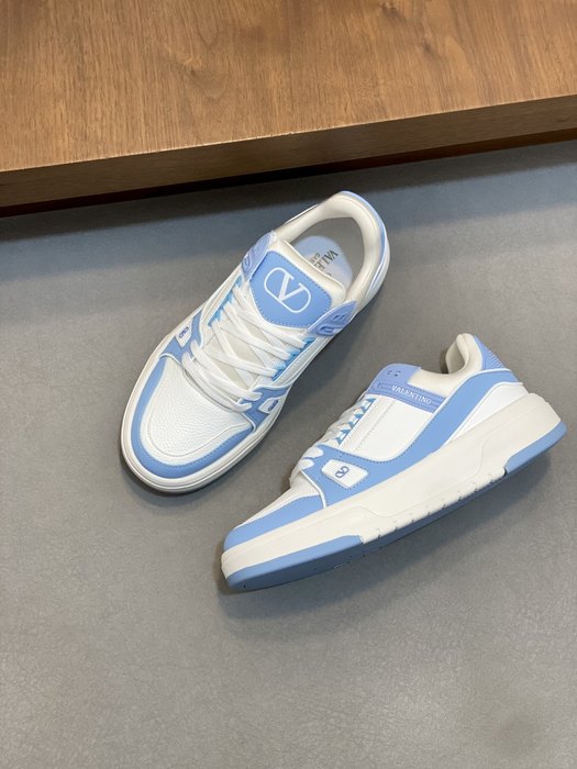 High-Quality Valentino Men's Shoes on Yupoo