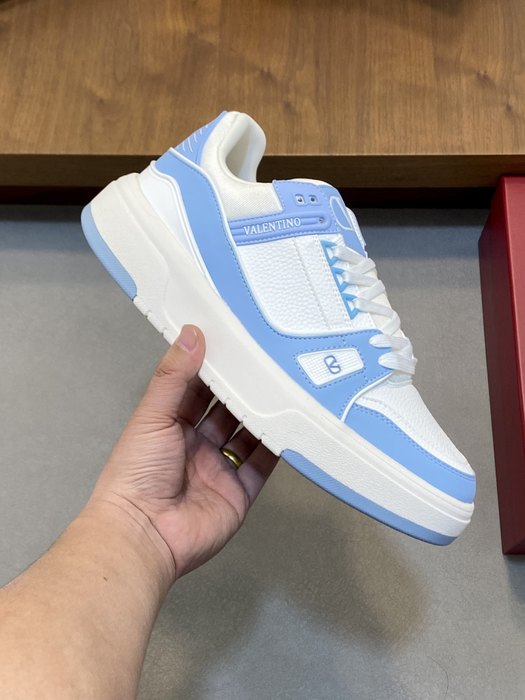 High-Quality Valentino Men's Shoes on Yupoo