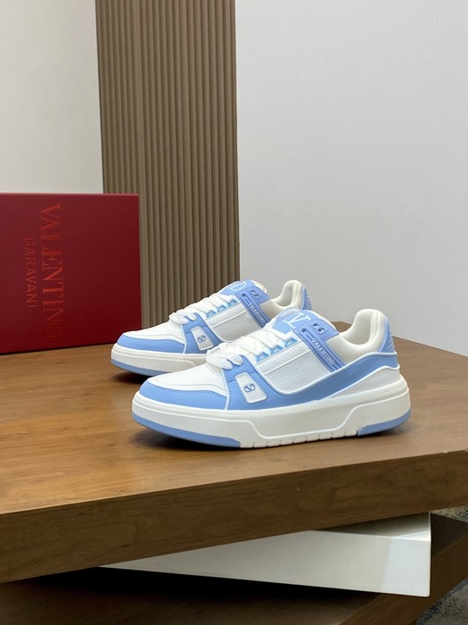 High-Quality Valentino Men's Shoes on Yupoo