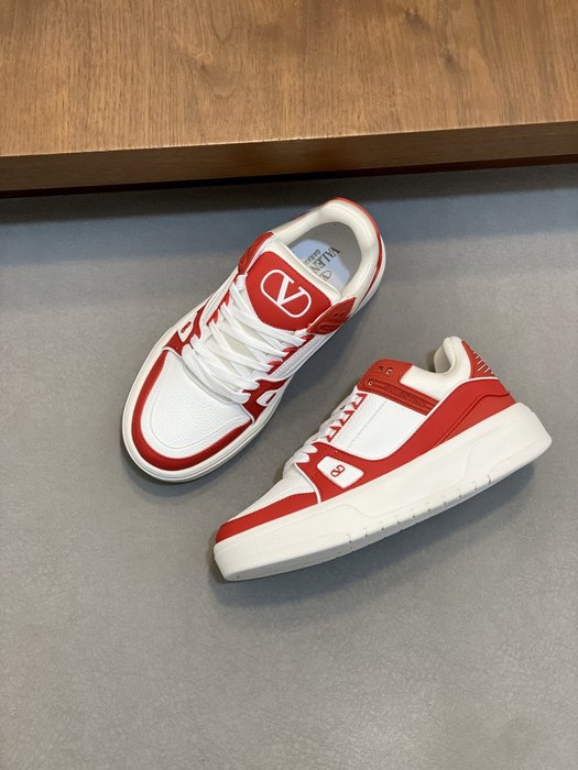 High-Quality Valentino Men's Shoes on Yupoo