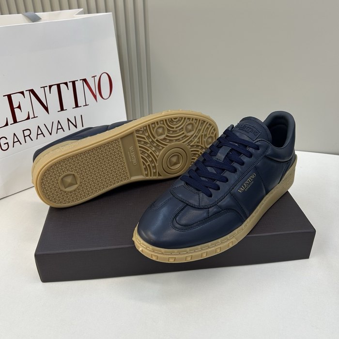 High-Quality Valentino Men's Shoes on Yupoo