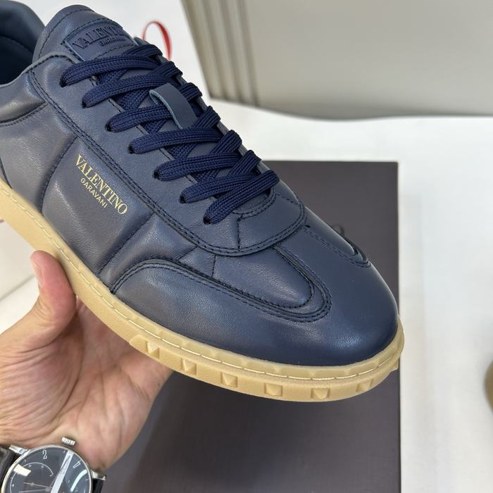 High-Quality Valentino Men's Shoes on Yupoo