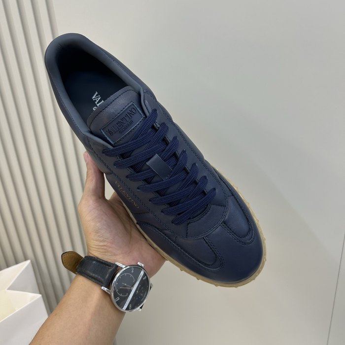 High-Quality Valentino Men's Shoes on Yupoo