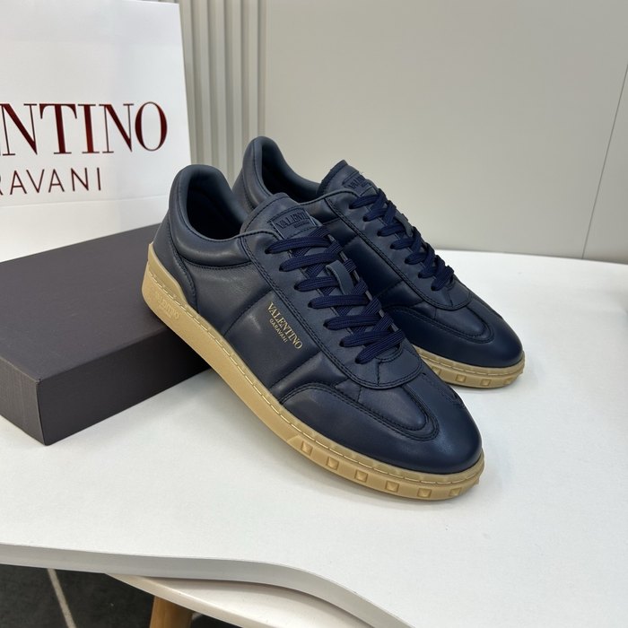 High-Quality Valentino Men's Shoes on Yupoo