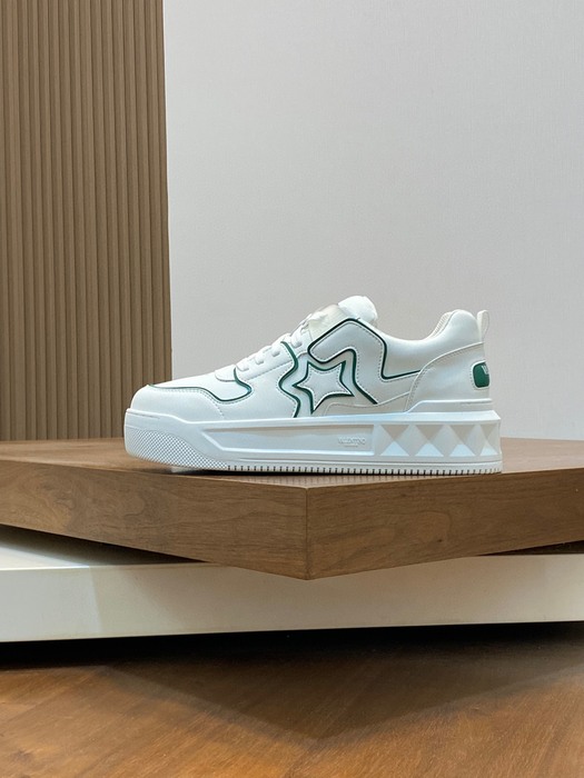 High-Quality Valentino Men's Shoes on Yupoo