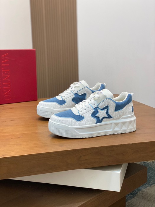 High-Quality Valentino Men's Shoes on Yupoo