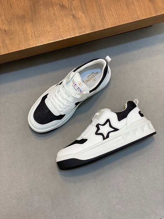 High-Quality Valentino Men's Shoes on Yupoo