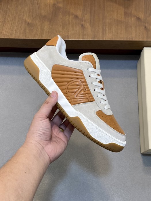 High-Quality Valentino Men's Shoes on Yupoo