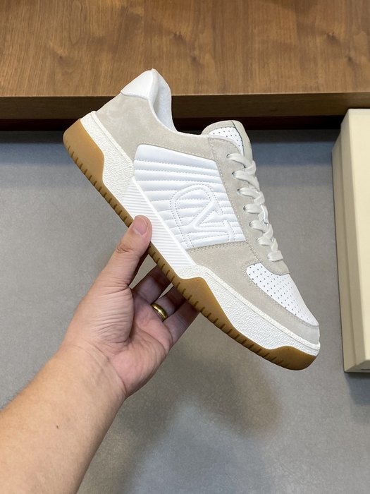 High-Quality Valentino Men's Shoes on Yupoo