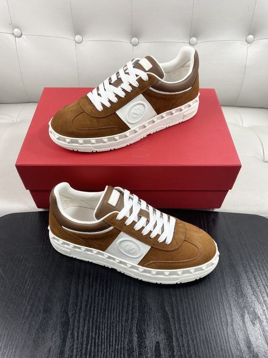 High-Quality Valentino Men's Shoes on Yupoo