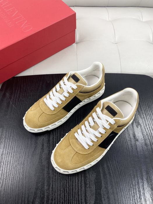 High-Quality Valentino Men's Shoes on Yupoo