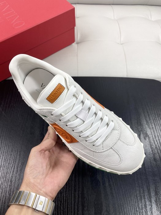 High-Quality Valentino Men's Shoes on Yupoo