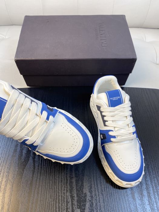 High-Quality Valentino Men's Shoes on Yupoo