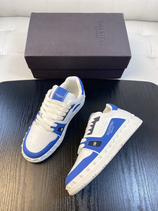 High-Quality Valentino Men's Shoes on Yupoo