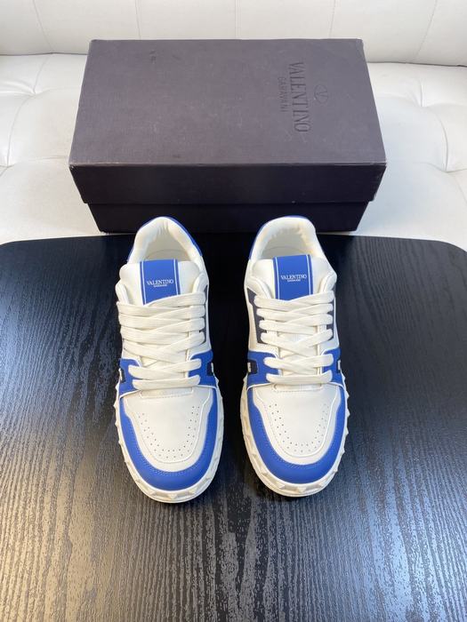 High-Quality Valentino Men's Shoes on Yupoo