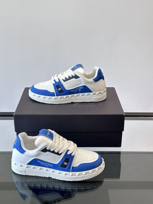 High-Quality Valentino Men's Shoes on Yupoo