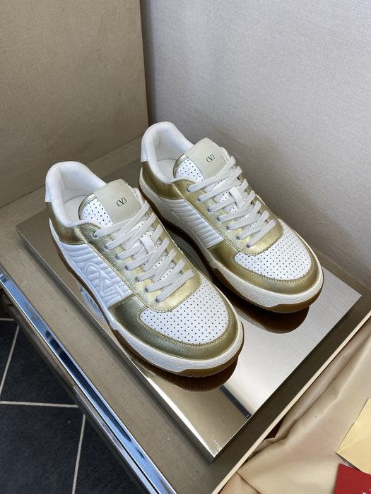 High-Quality Valentino Men's Shoes on Yupoo