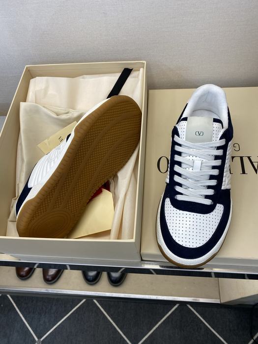 High-Quality Valentino Men's Shoes on Yupoo