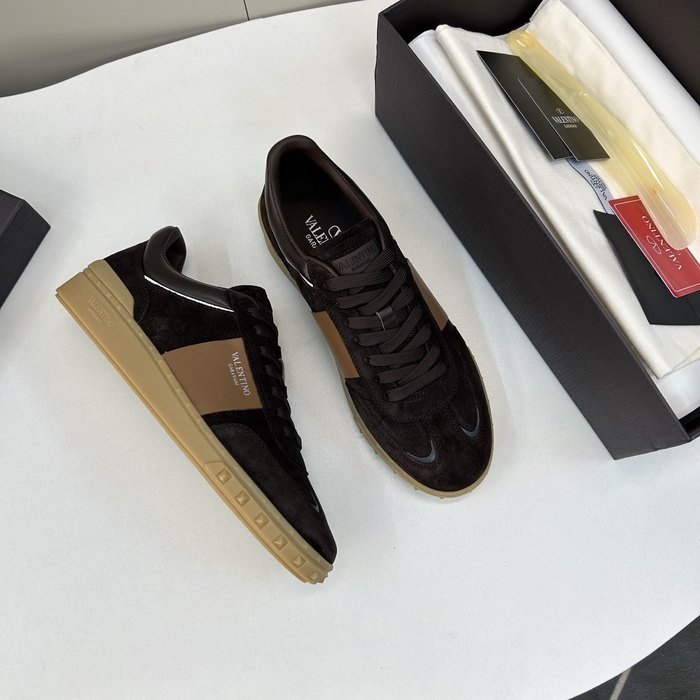 High-Quality Valentino Men's Shoes on Yupoo