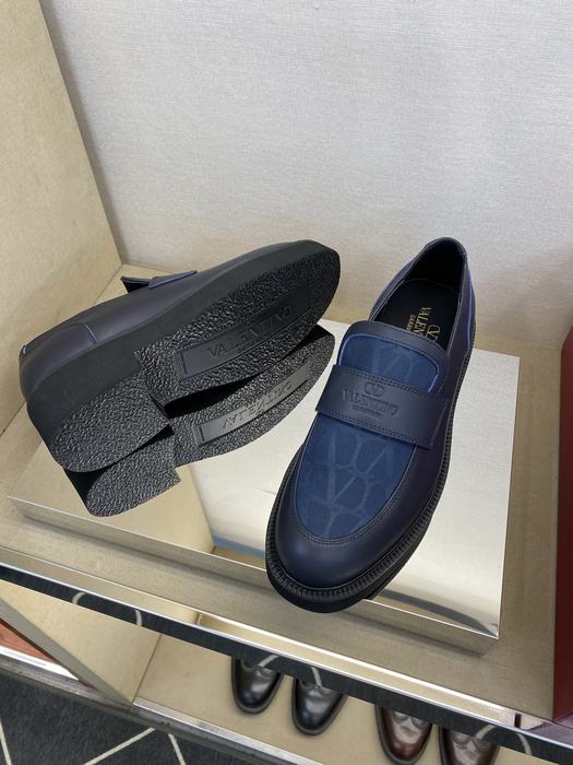 High-Quality Valentino Men's Shoes on Yupoo