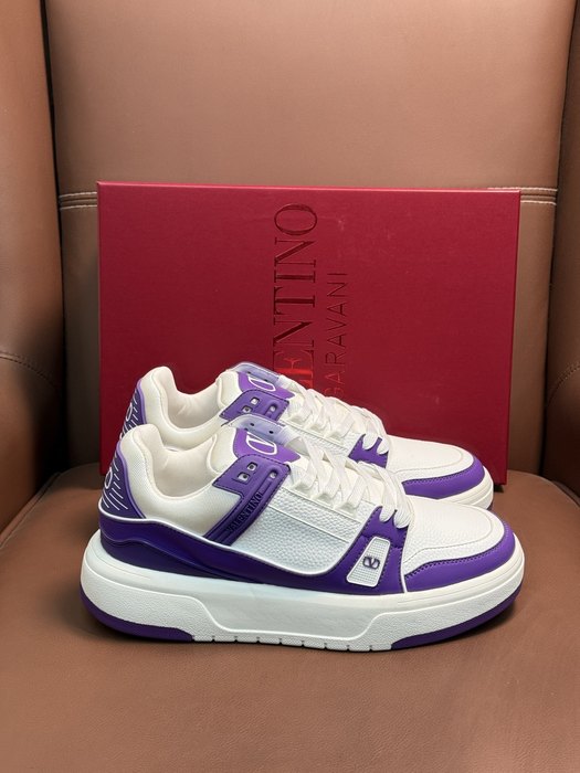 High-Quality Valentino Men's Shoes on Yupoo