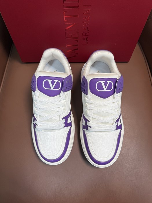 High-Quality Valentino Men's Shoes on Yupoo