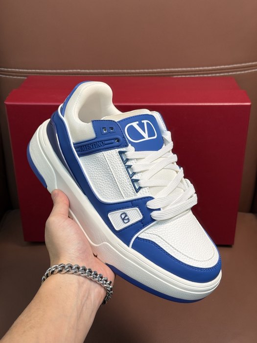 High-Quality Valentino Men's Shoes on Yupoo