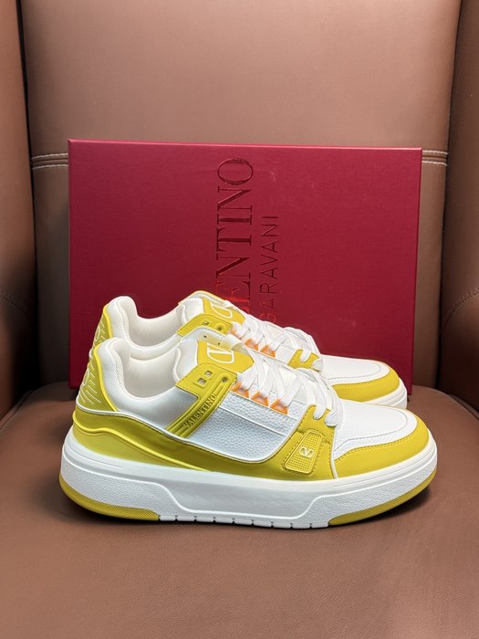 High-Quality Valentino Men's Shoes on Yupoo